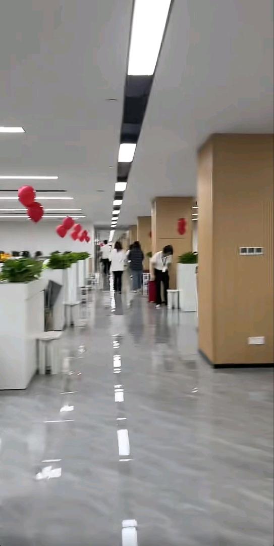 吴女士其他供需0门槛免费副业!18以可做，单号爆单*日结，有视频号的来