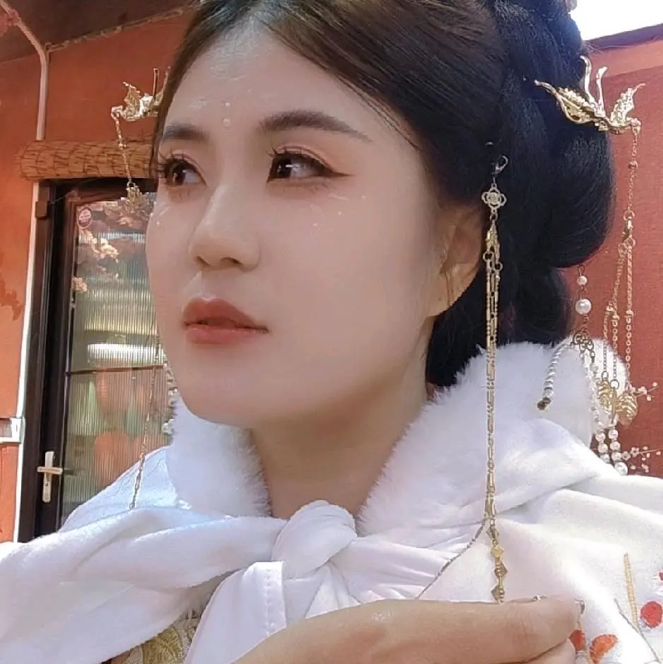 马玲