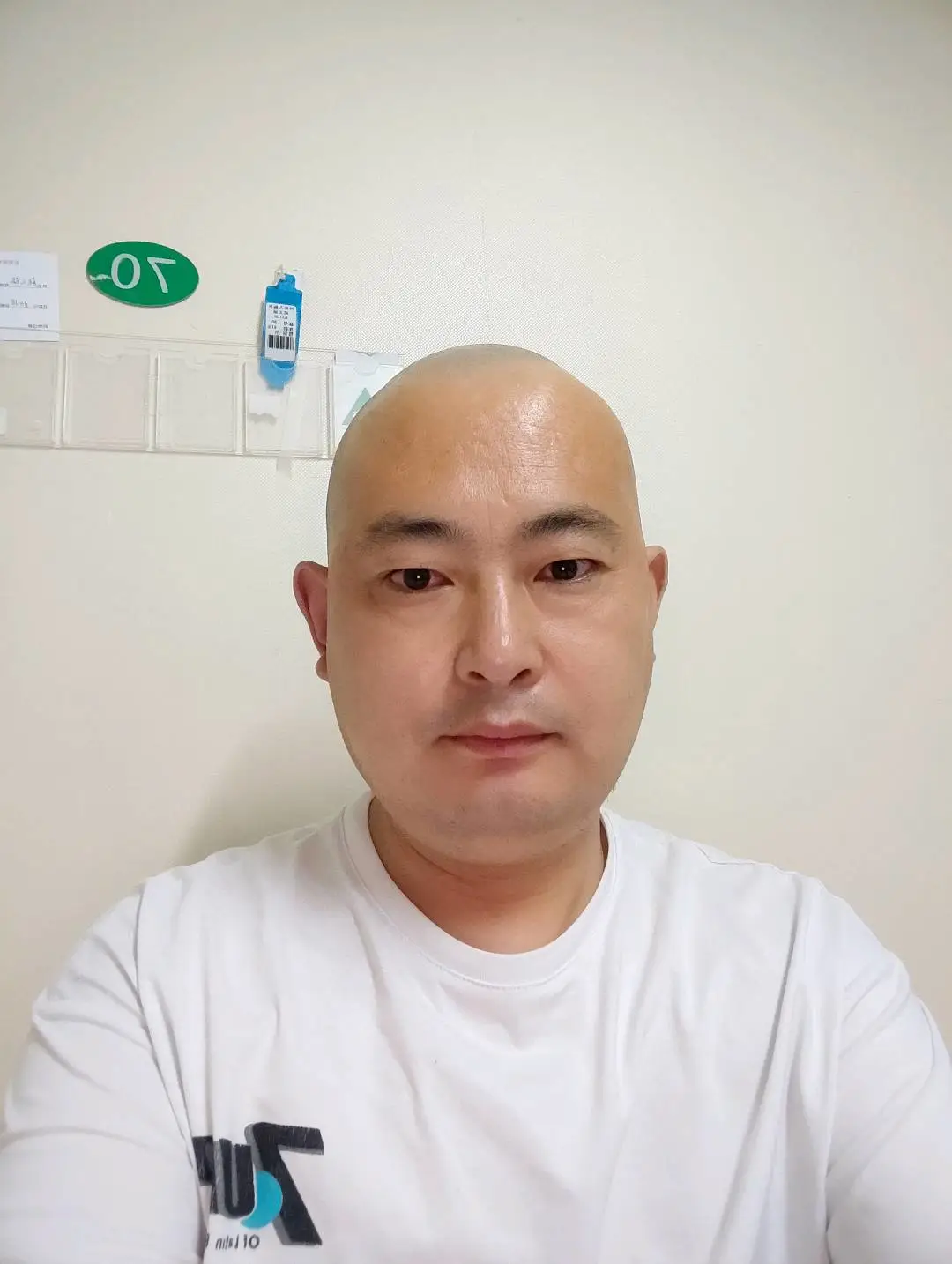 褚先生