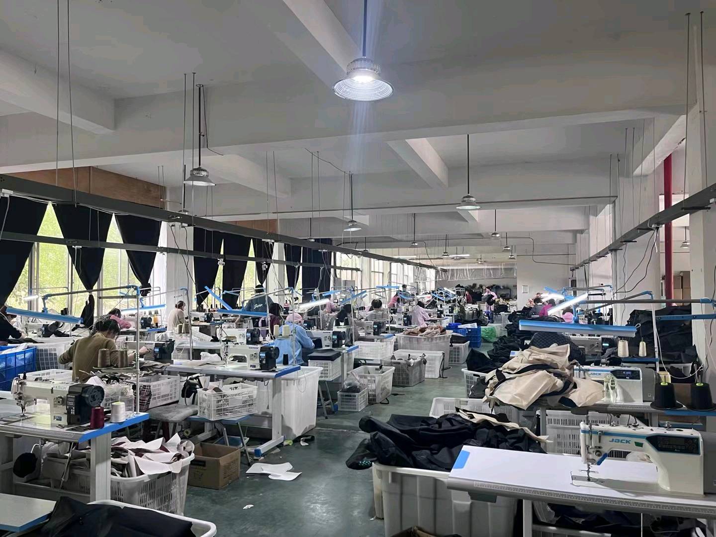 杨翱菘我是包包工厂，寻找优质海内外客户