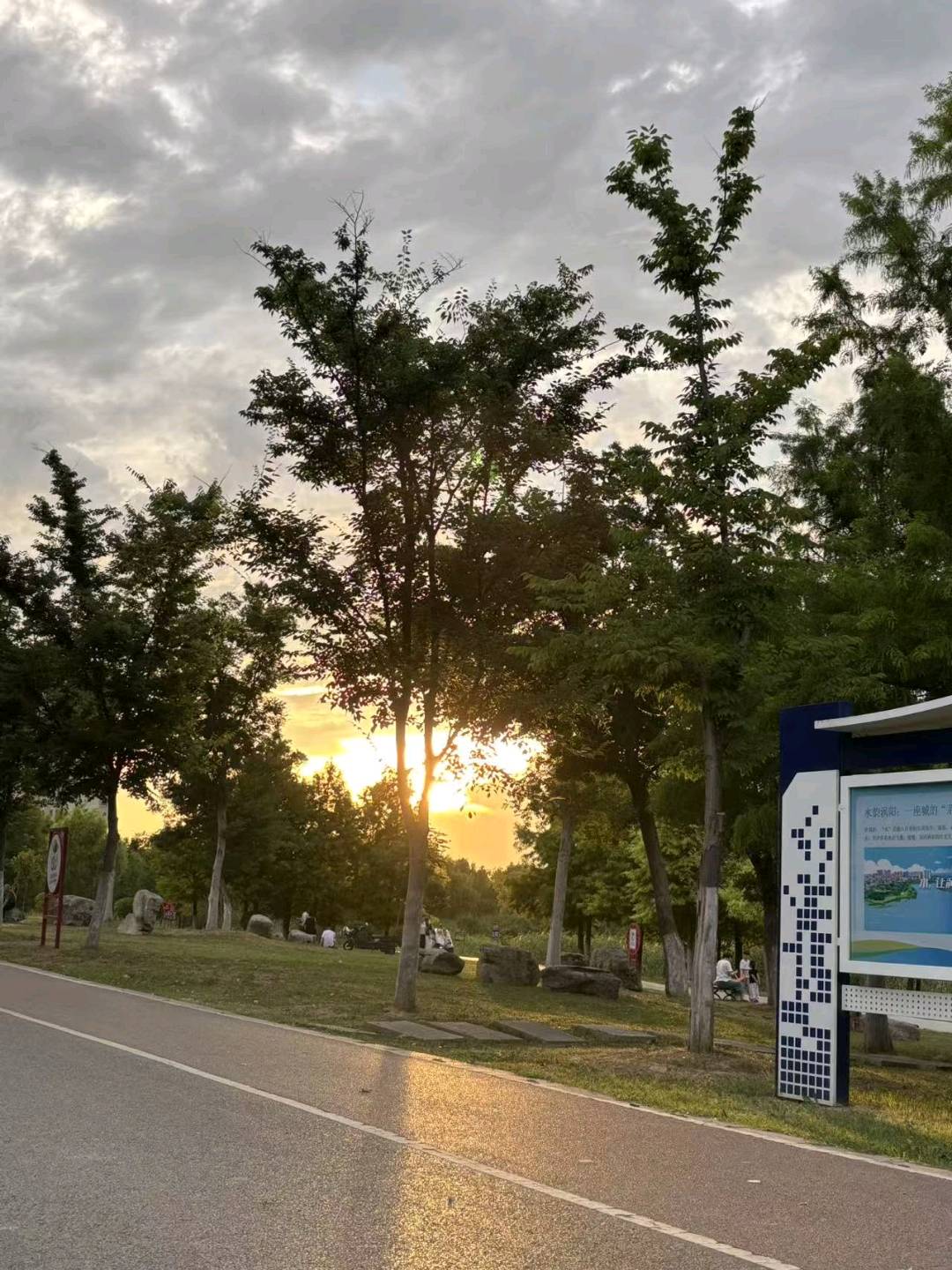 王开旺地推项目官签一手，京东、千问、小红书、各大网盘等拉新