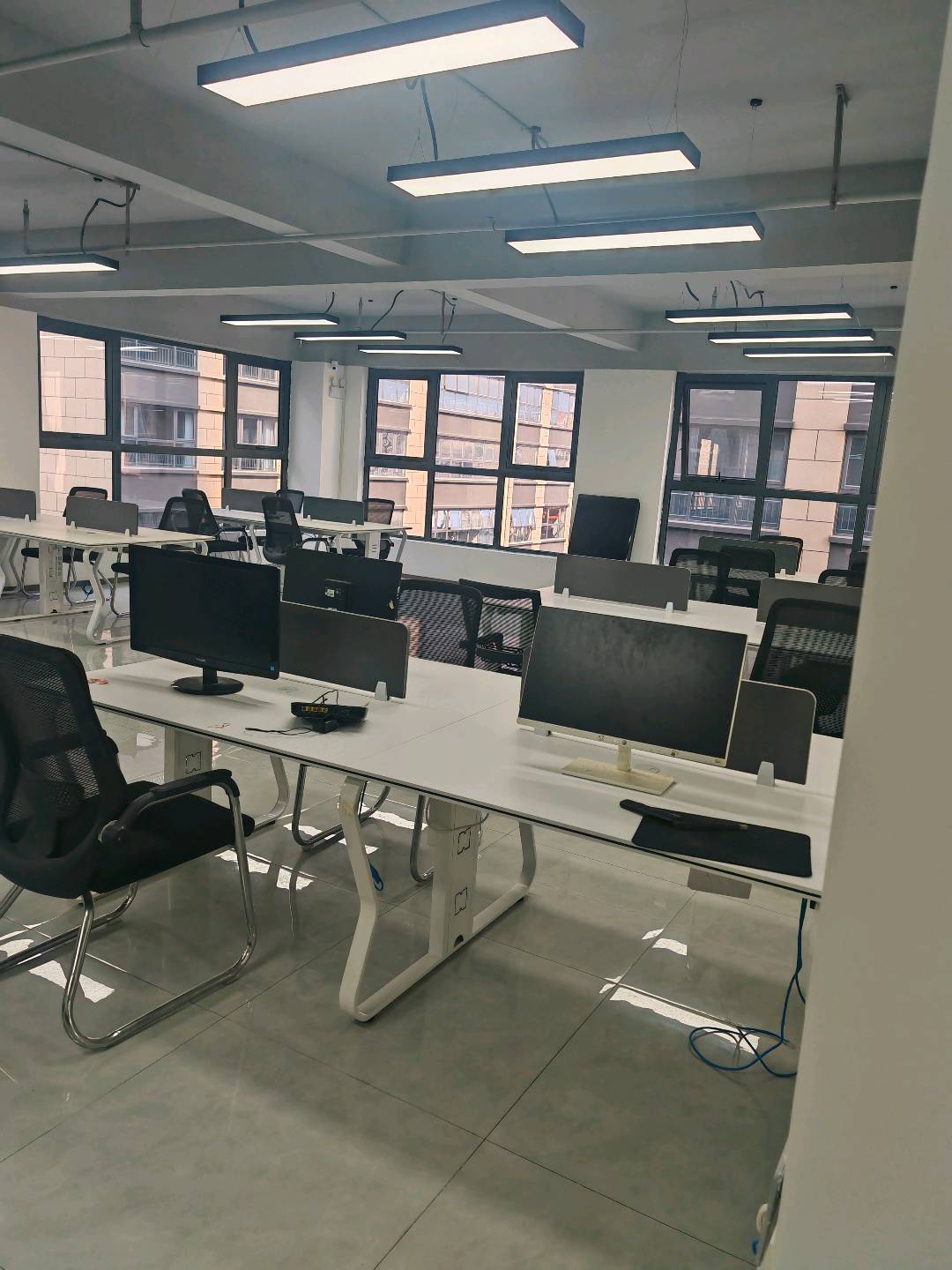 晋冉跨境全国找合伙人