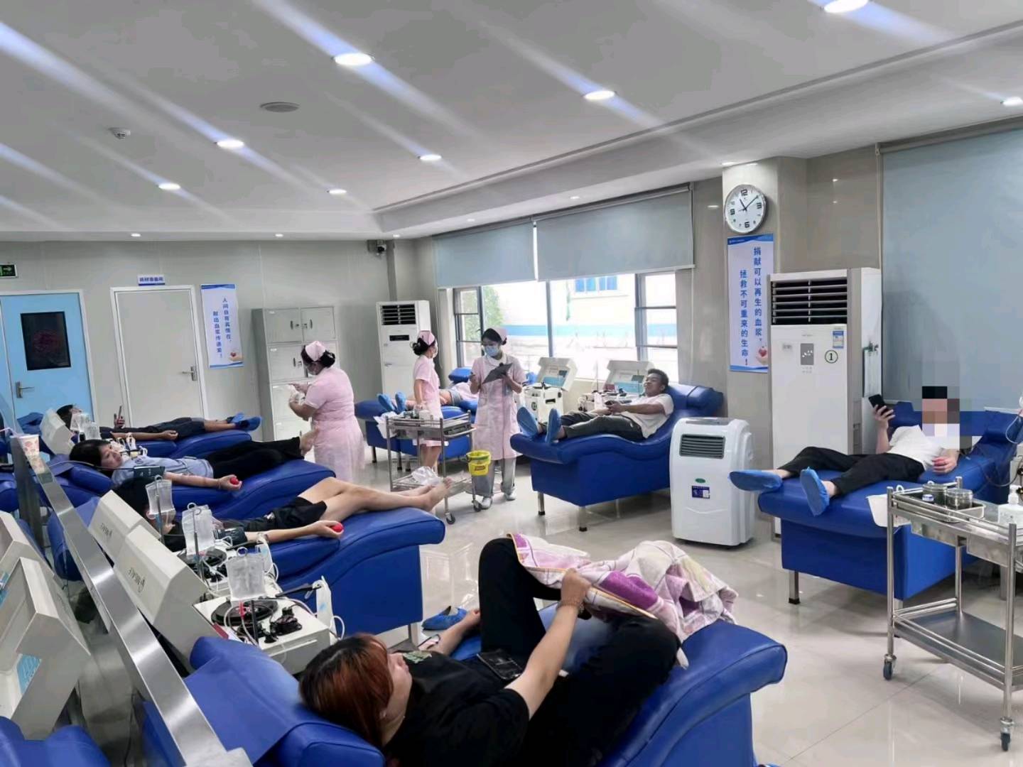 欧先生寻找献血奖爱心人士