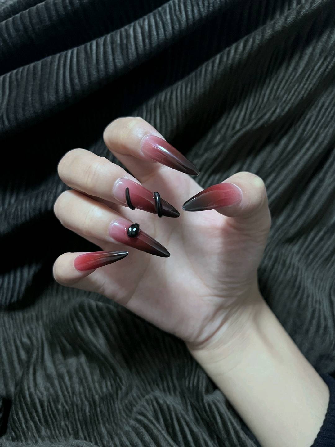 成琳琳其他供需接穿戴甲寄拍