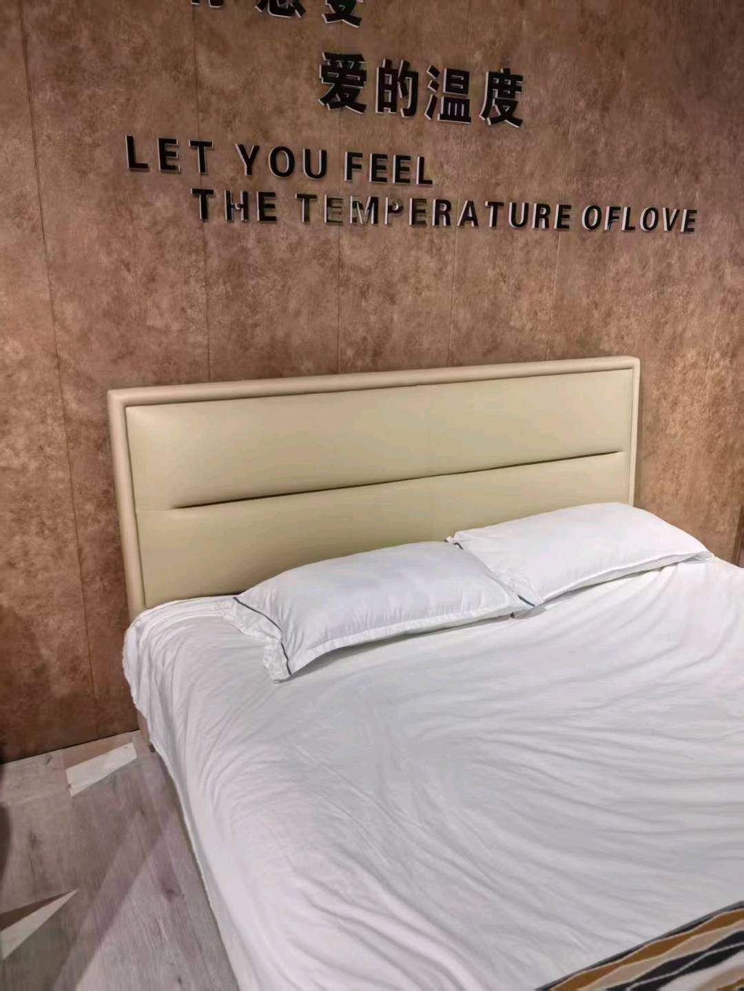 董福金承接酒店，宾馆软床床垫等