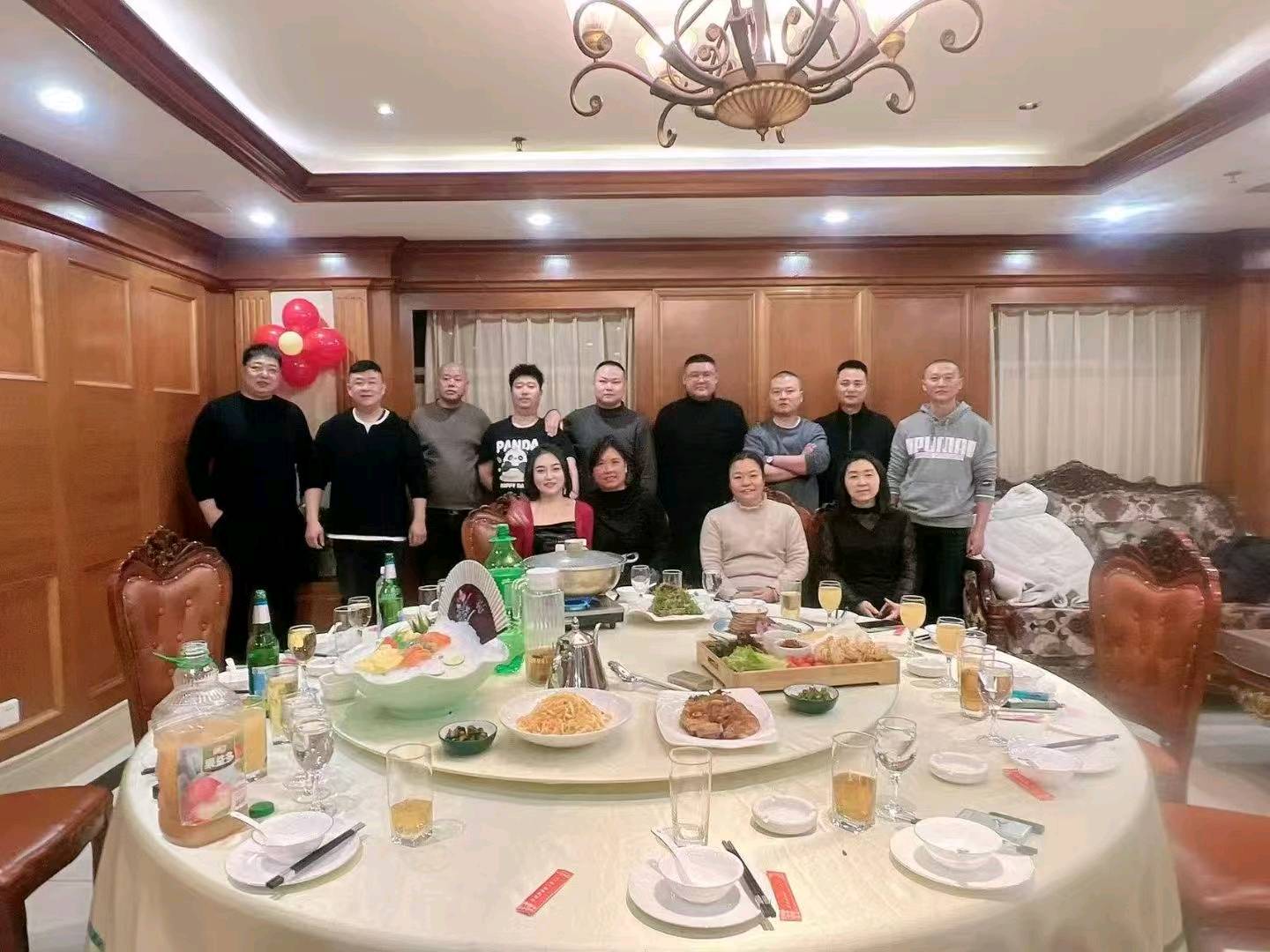 魏佳豪找合伙人拼多多店铺,纯自然流做小马宝莉玩具,一件代发。零门槛手把手教,全程陪跑