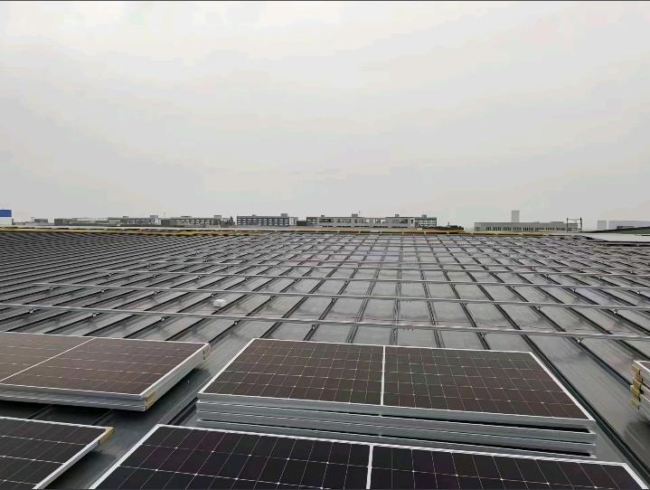 王先生其他供需全国寻找优质企业厂房园区,全资免费投建工商业光伏,帮您解决高额电费难题
