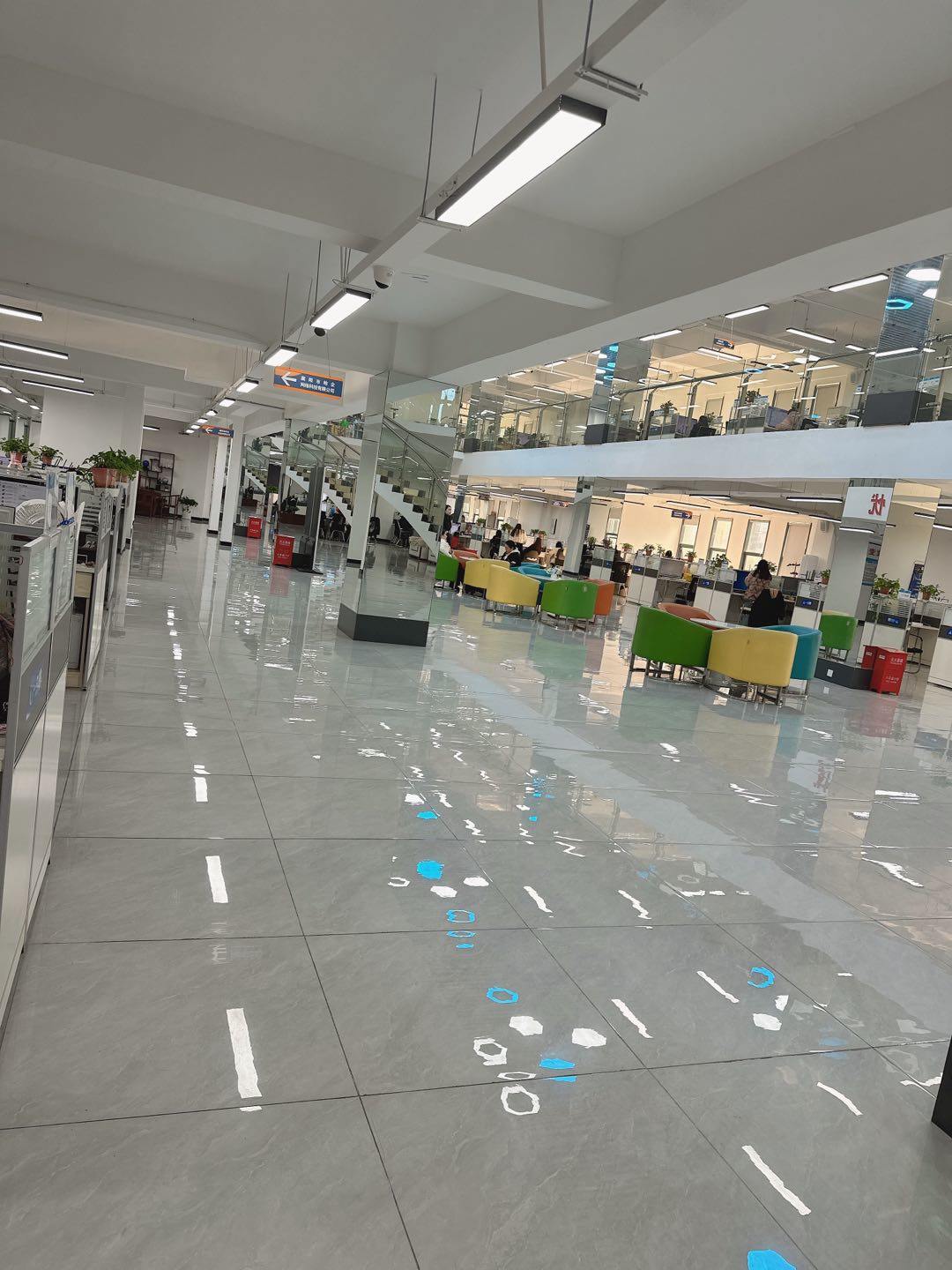 贾小凤找合伙人