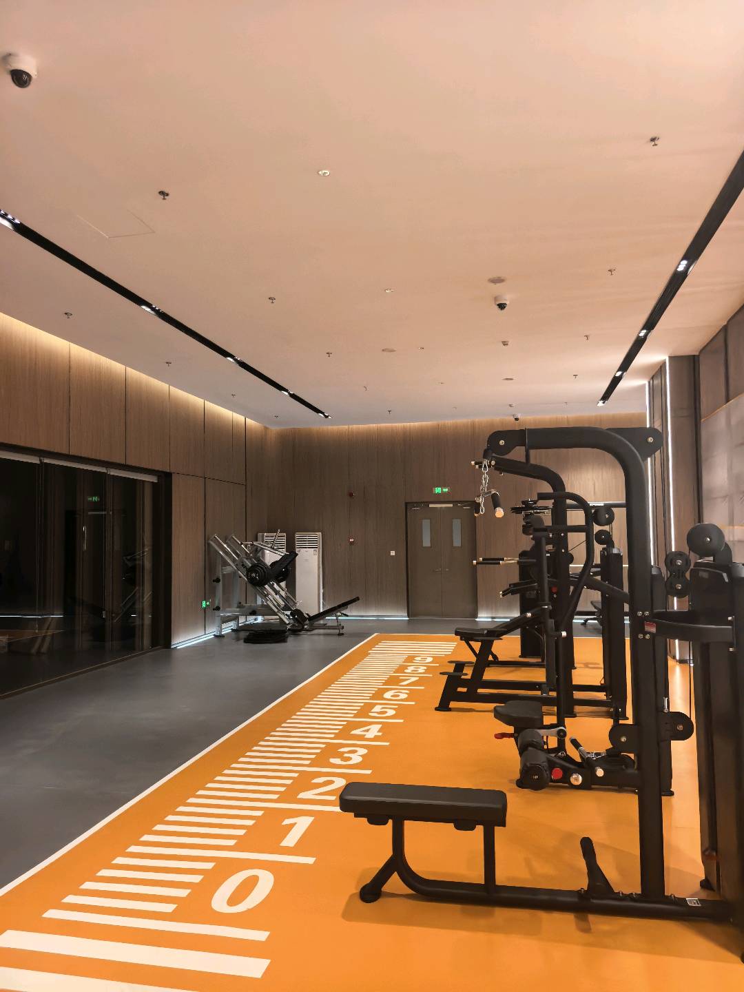 李佳伟其他供需手机兼职电商客服，25岁+可做，日结/月结灵活选择