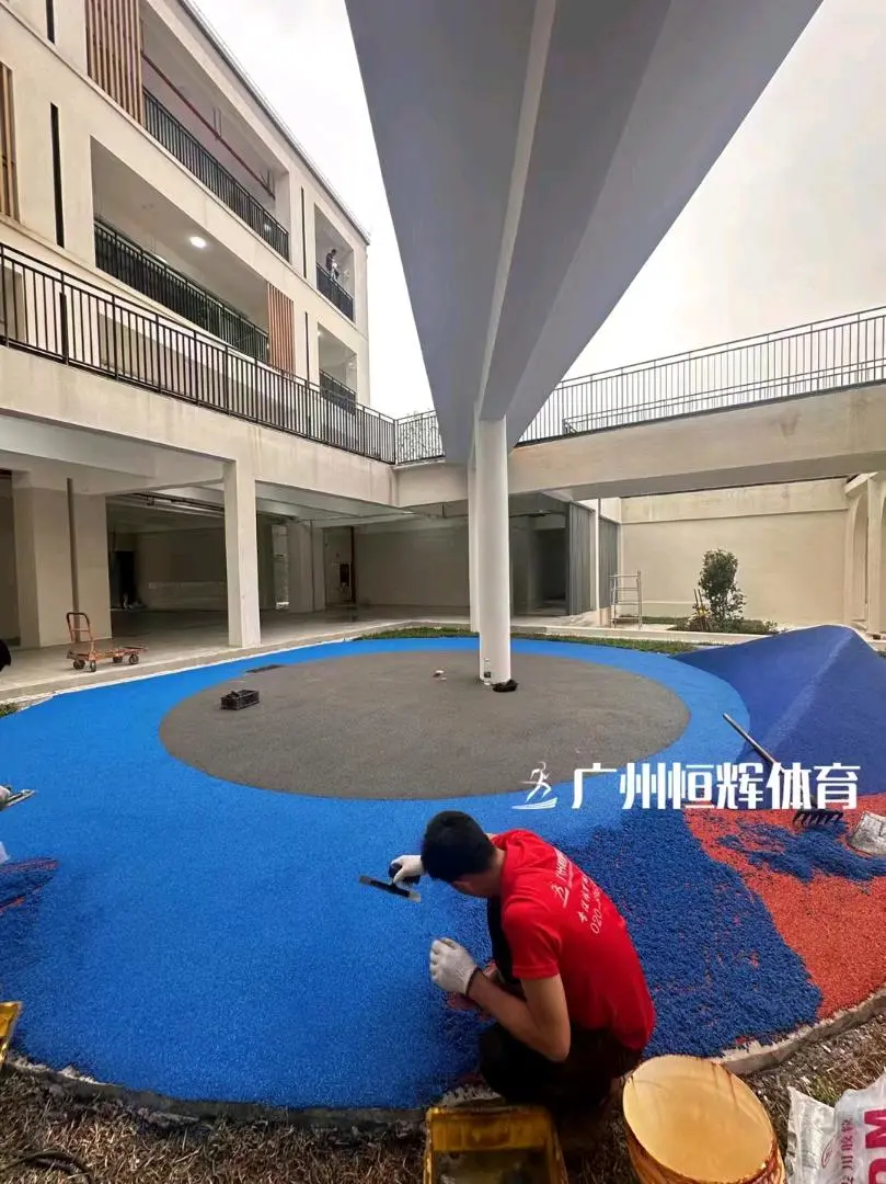 罗先生品牌货源硅PU跑道 球场材料厂家直接对接全国