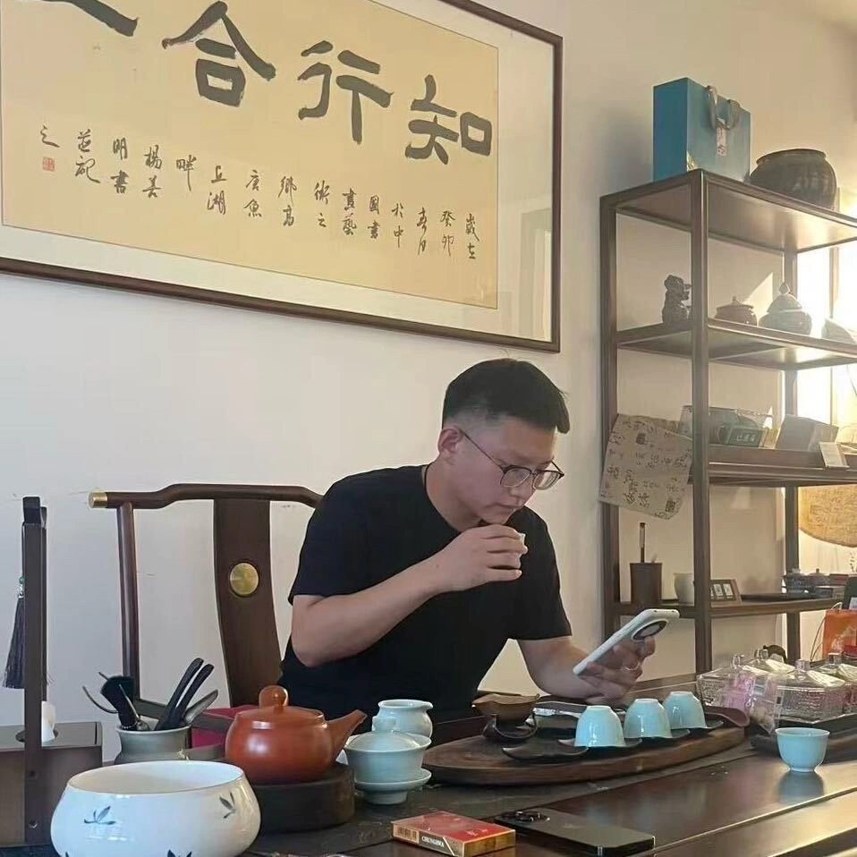 董先生