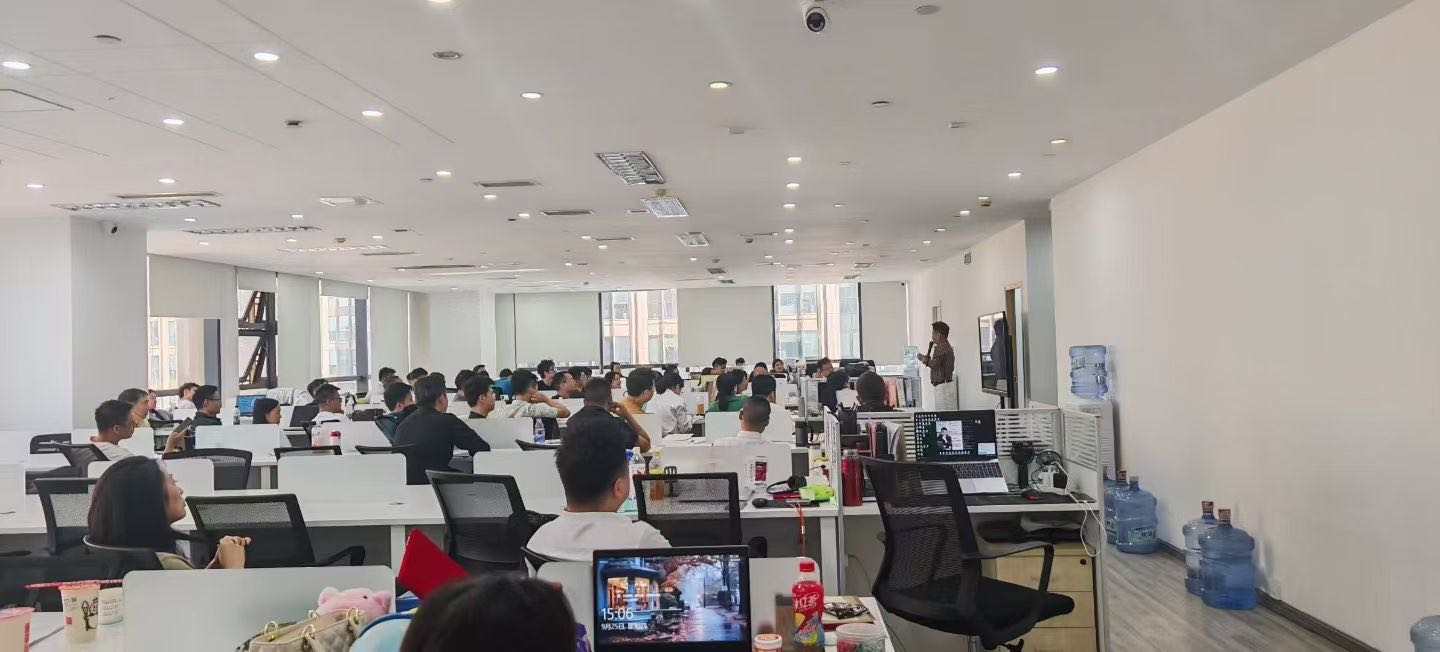 刘锐AI数据语音采集有团队的更好，按分钟赚钱，差不多15到20块钱一个小时