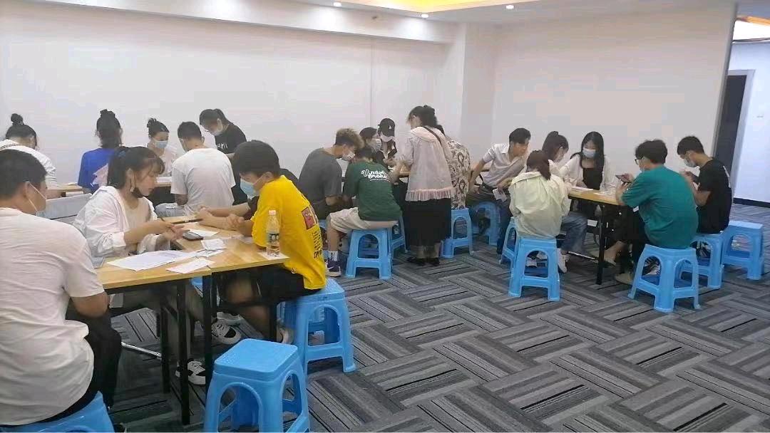 李继国找合伙人超火APP拉新项目，全新玩法，源头渠道，高价，日结!低门槛合作分