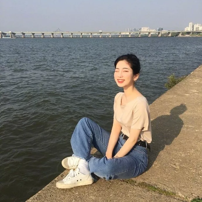 余先生