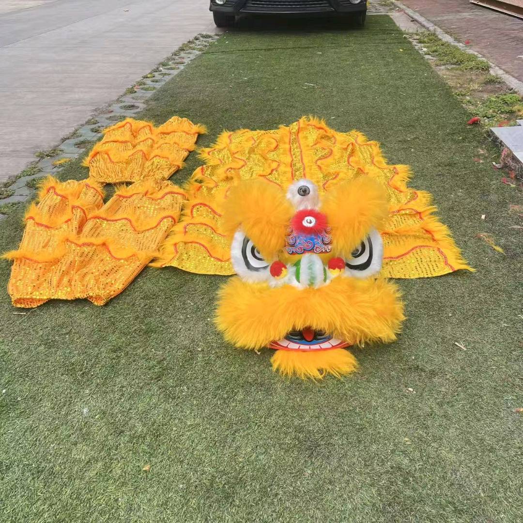丘浩均品牌货源塑料醒狮用品，小朋友玩具，结婚摆件，活动道具，生日礼物