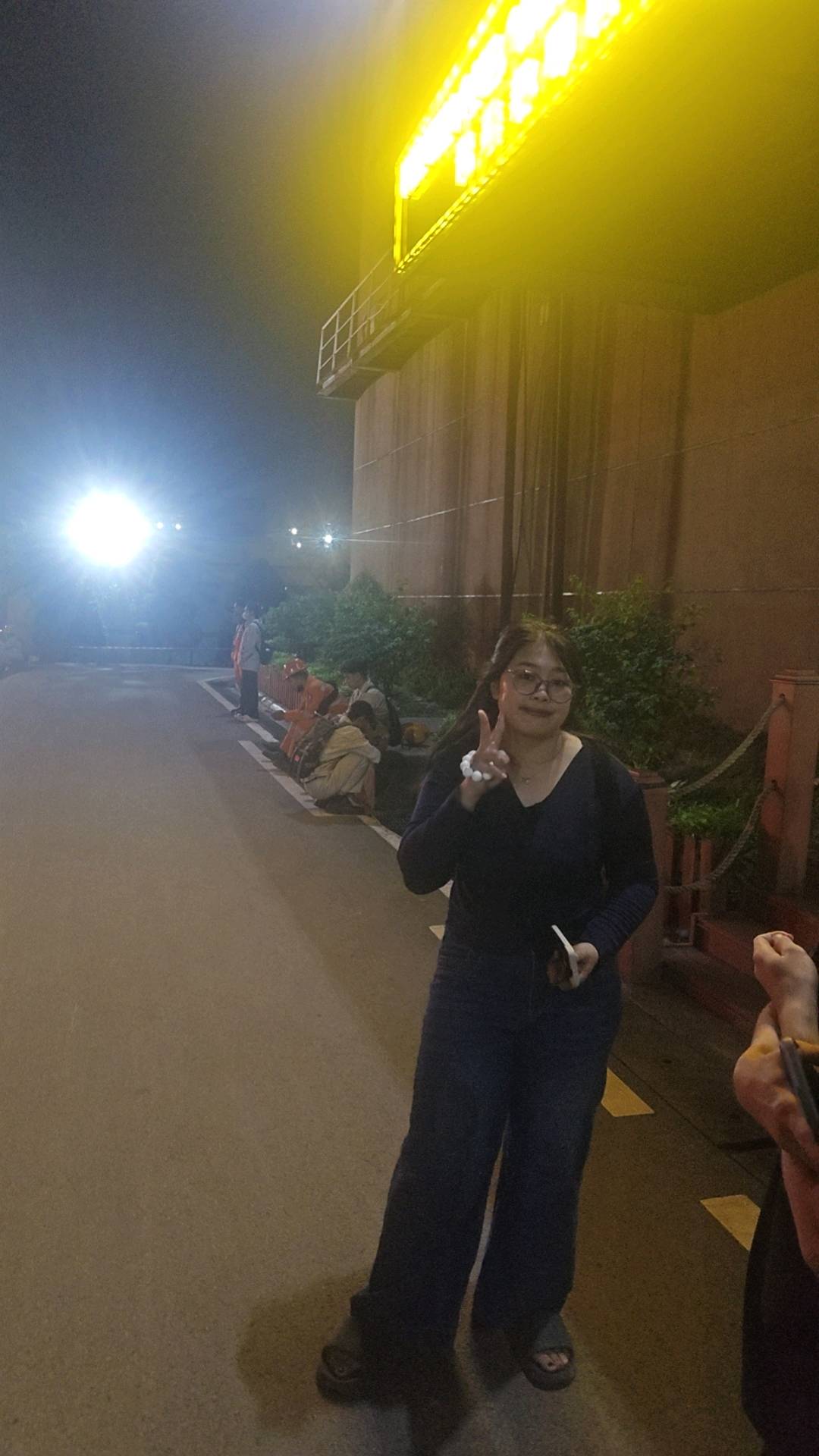 贾玉涛场地活动山东济南市莱芜区牛泉镇，两套宅基地屋顶已按光伏，电不花钱。