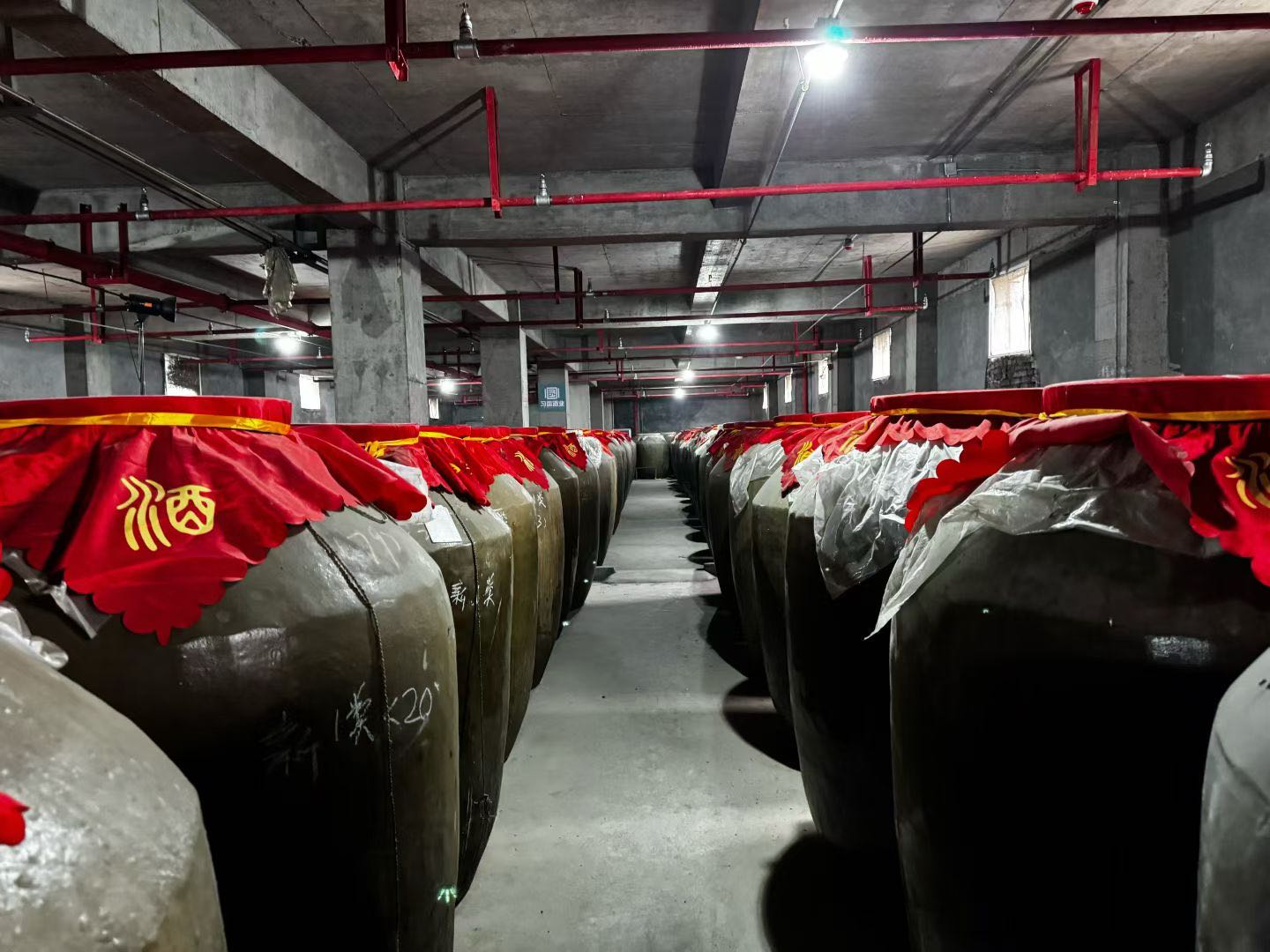 安逸贵州白酒源头直供，一件代发零成本代理，差价大，寻零售/直播合作