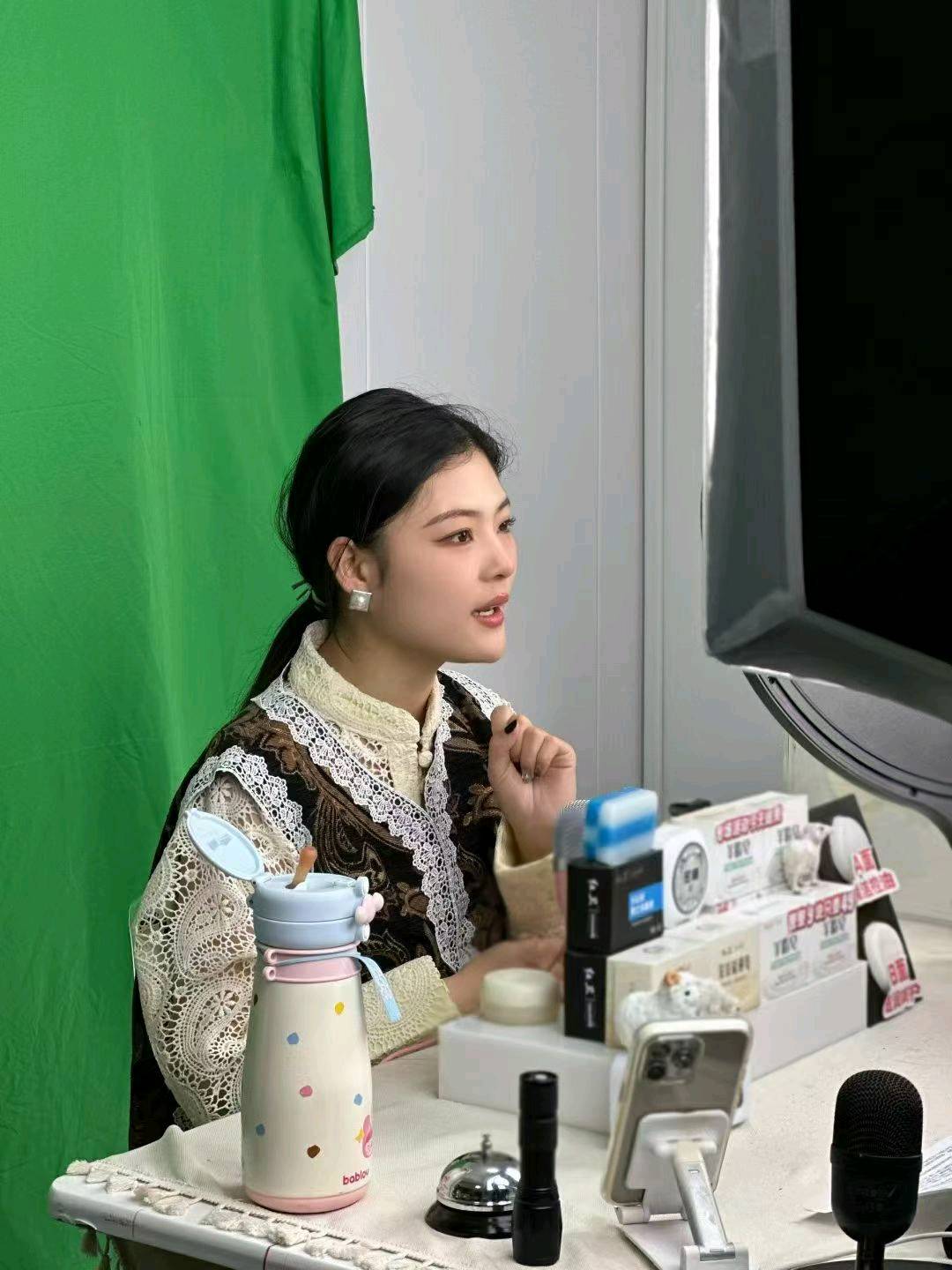 黄女士找合伙人