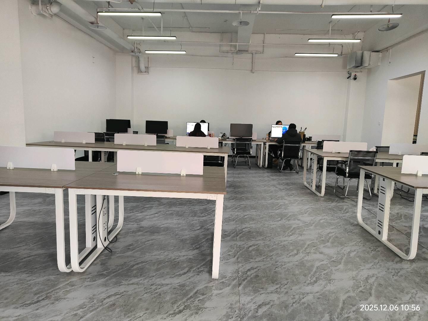 安居第场地活动场地合作提供公司工位合作