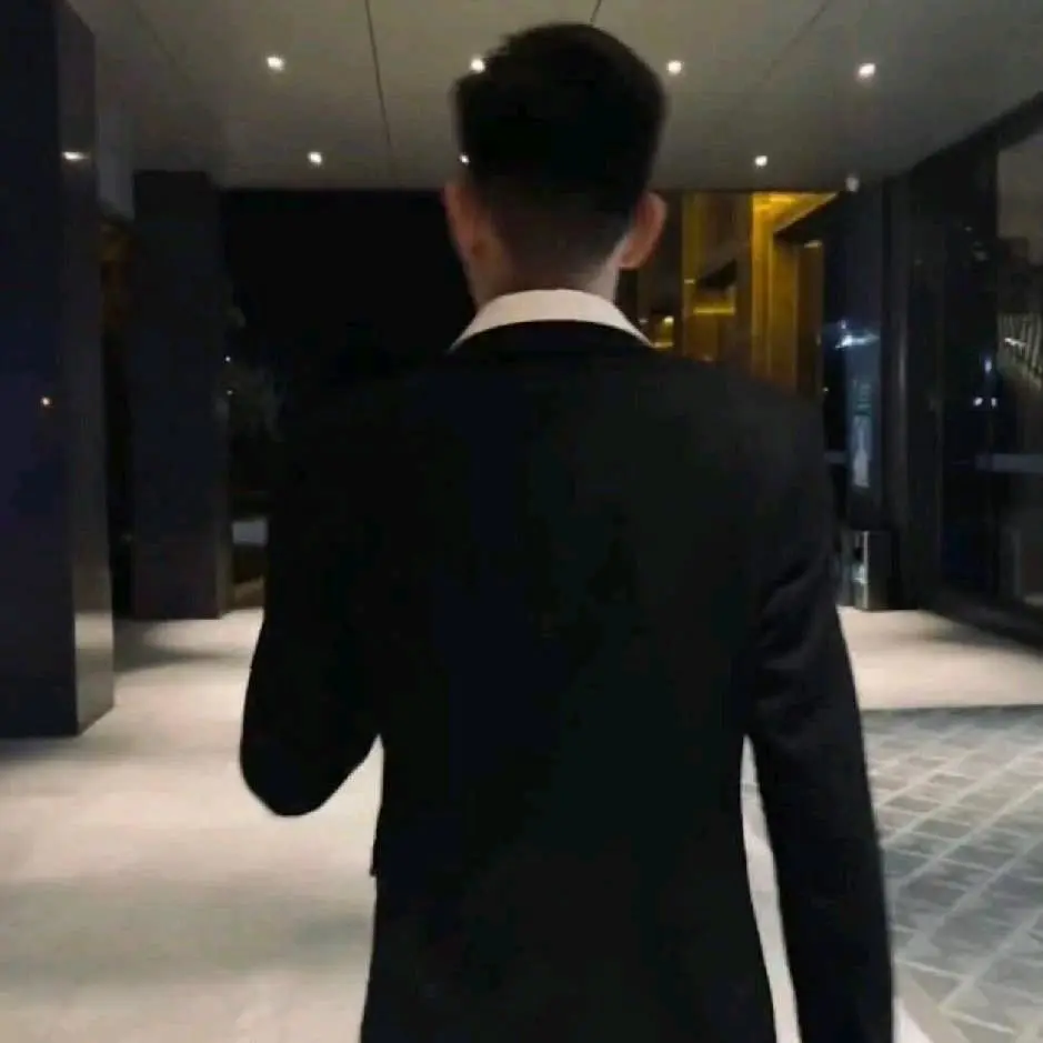 吴先生