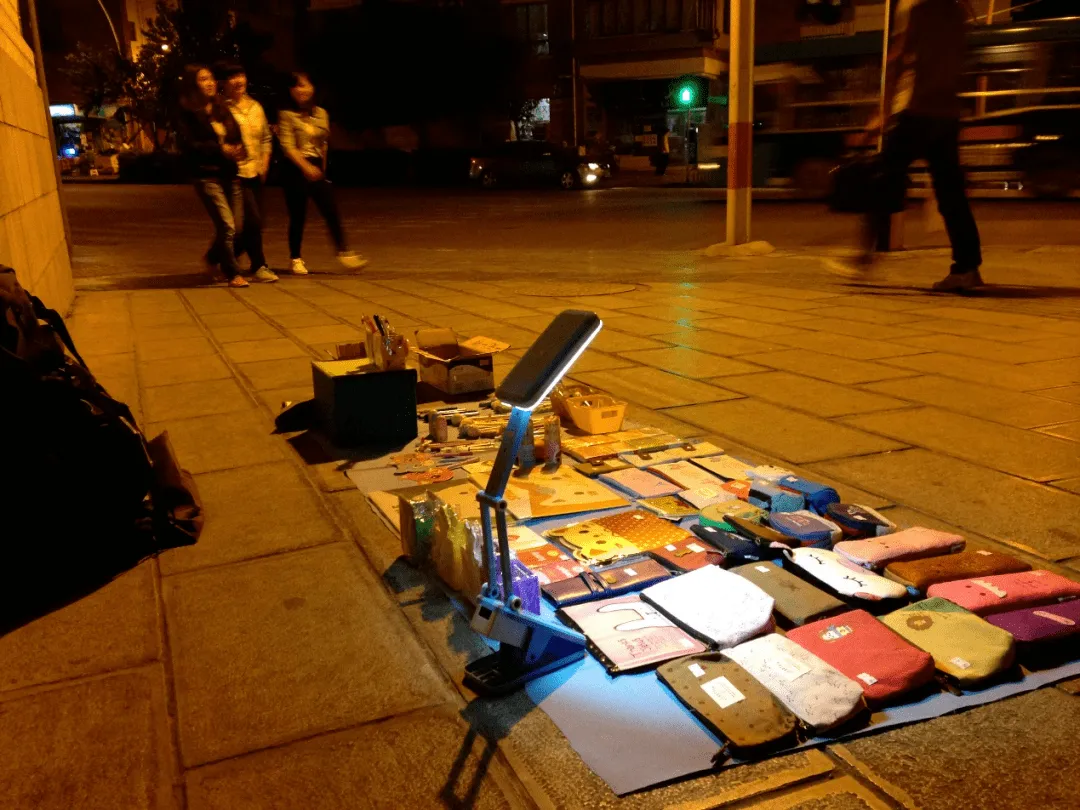 蒋杰明找合伙人我提供大人玩具项目，寻找有执行力合伙人，小投入高回报合作