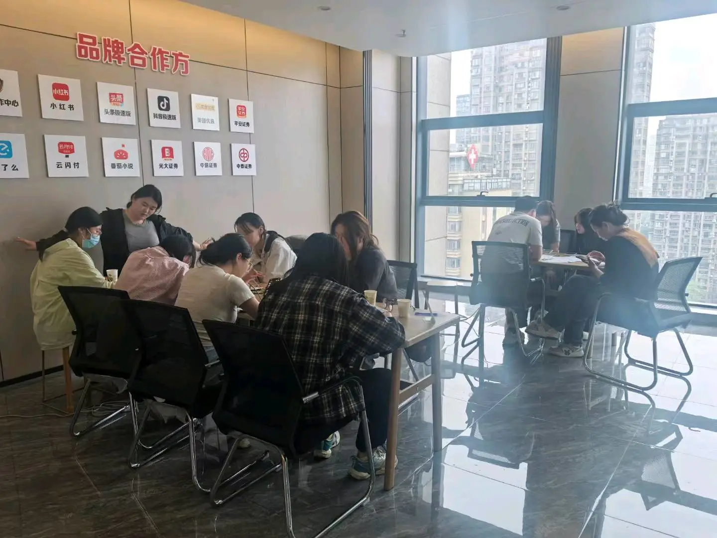 杨先生找合伙人