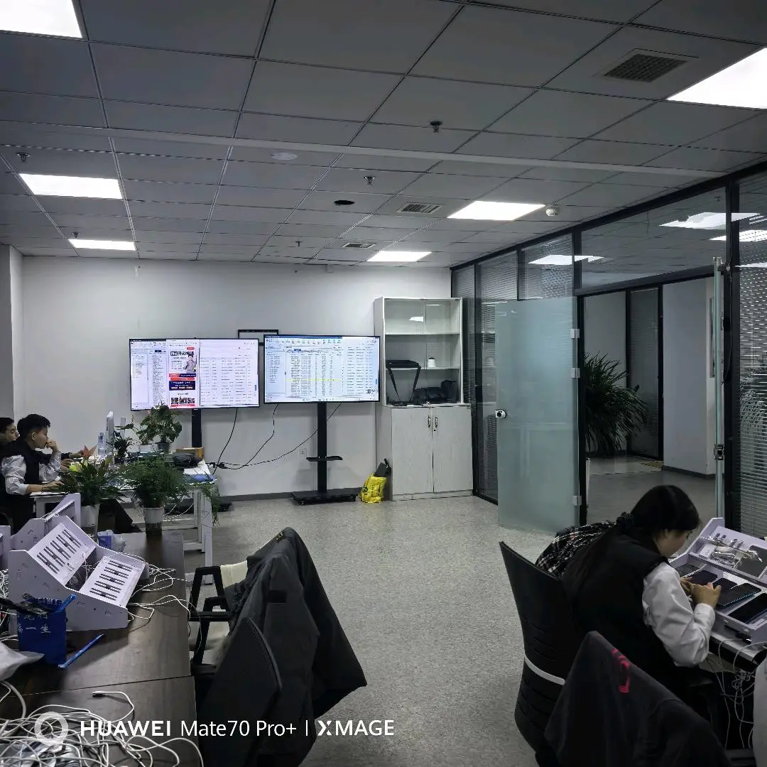 梁先生全国开锁派单!被动接单!人人可做!抓紧上车!单人日入*