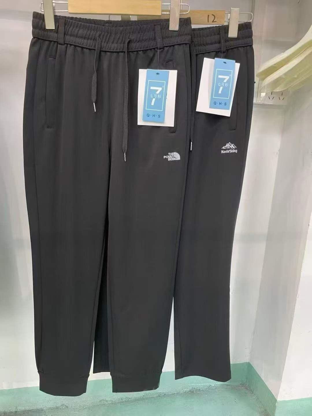 陈先生品牌货源广东全品类服装批发 潮牌**尾货 线上线下分销合作
