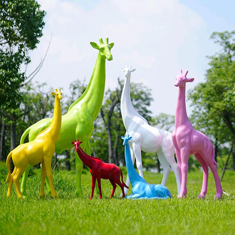 彭先生专业玻璃钢雕塑厂家，寻找全国各地公园城建路政房地产大商场客源