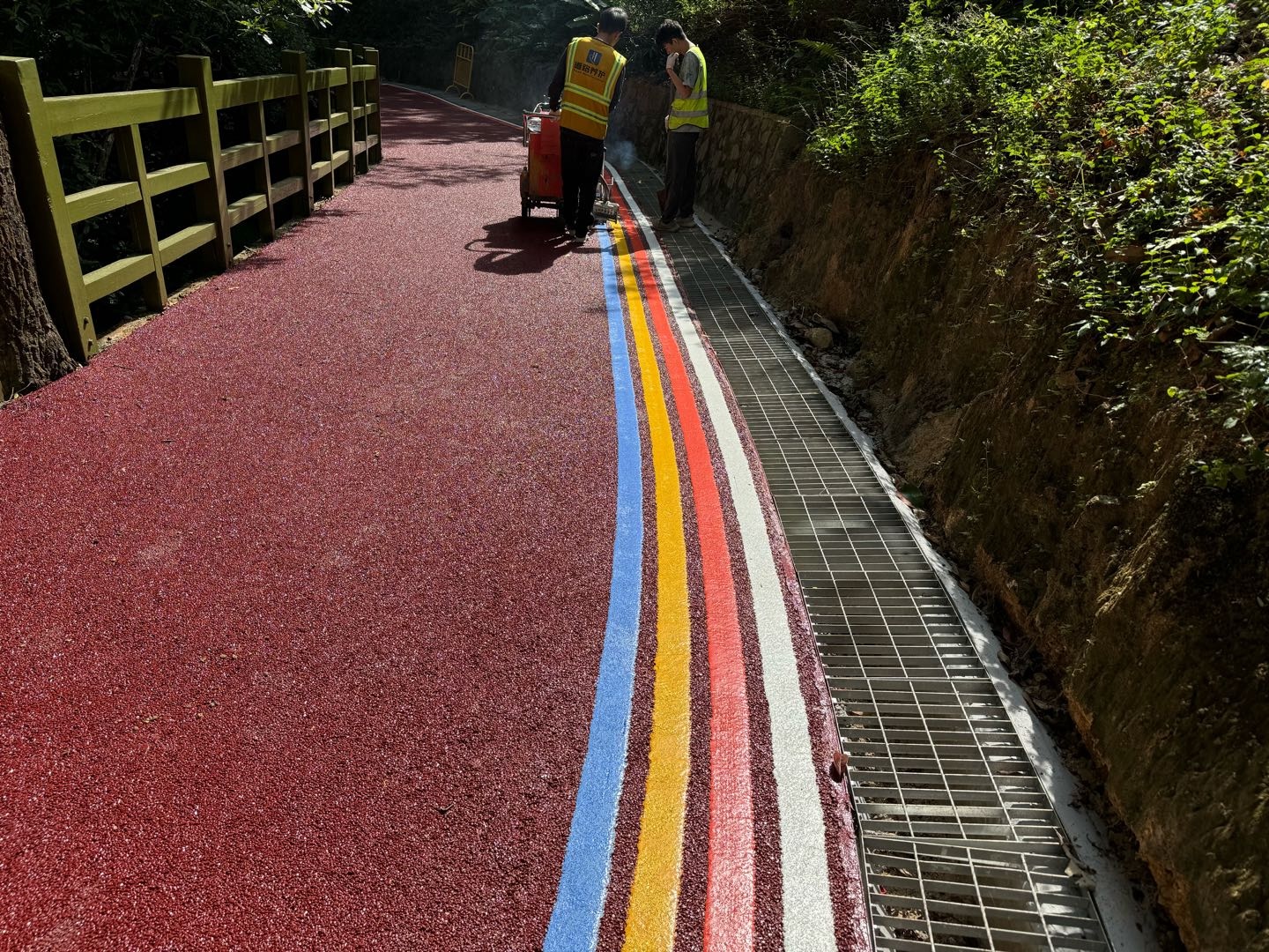 凌小蜜热熔道路标线，道路划线，消防通道划线，小区划线，厂区划线，停车场画线
