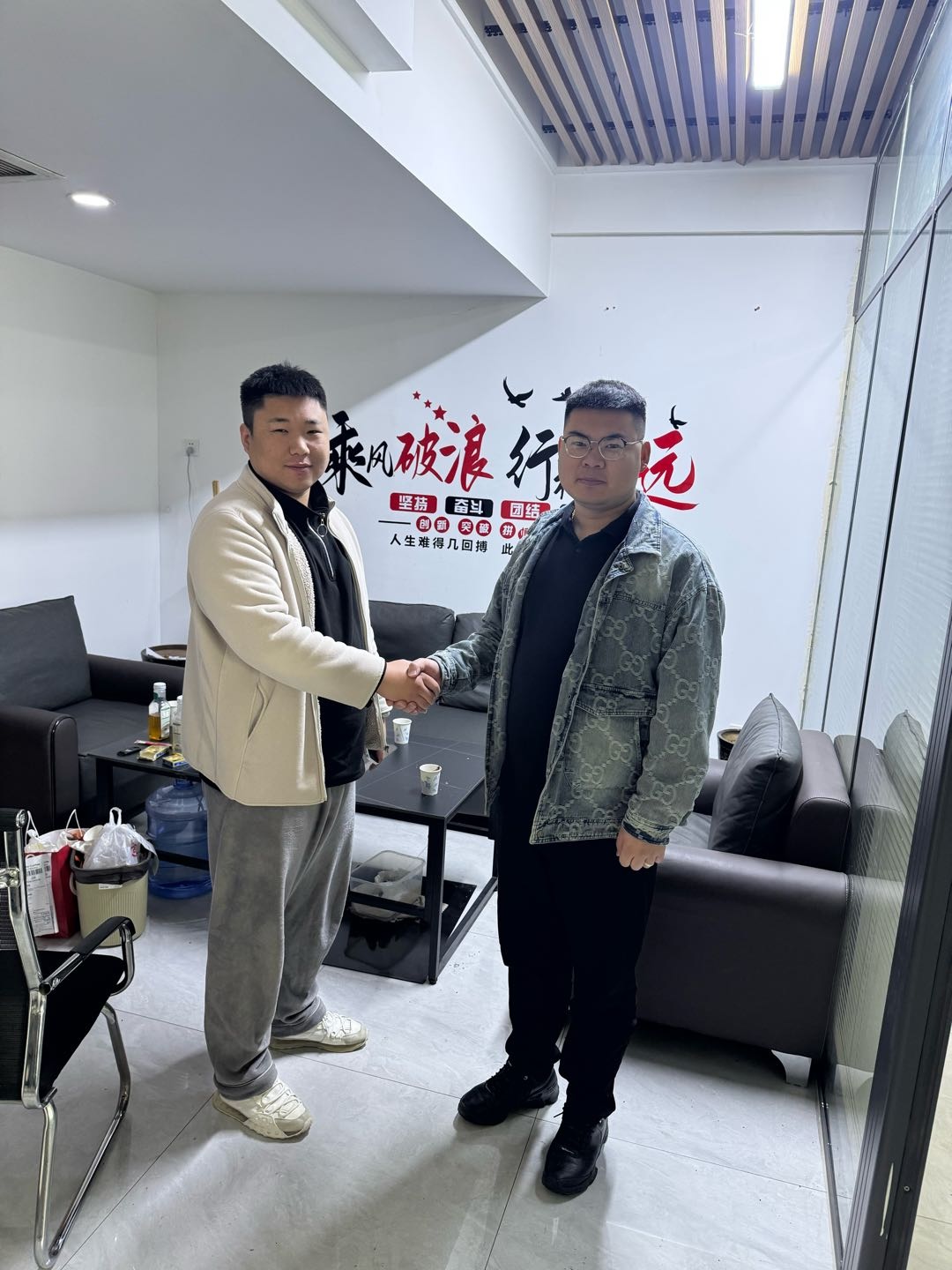 孙琪康其他供需新媒体人力资源，跟工厂直接对接，一手渠道，一手厂区，进场就有佣金