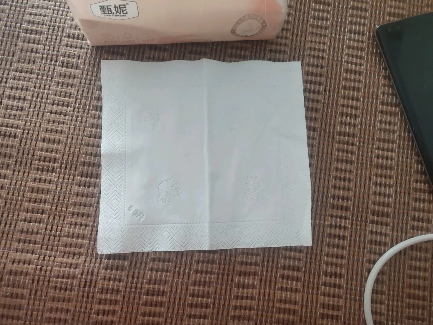 张先生品牌货源家用原生木浆抽纸批发,0.4-1.5元不等,产品丰富,支持定制