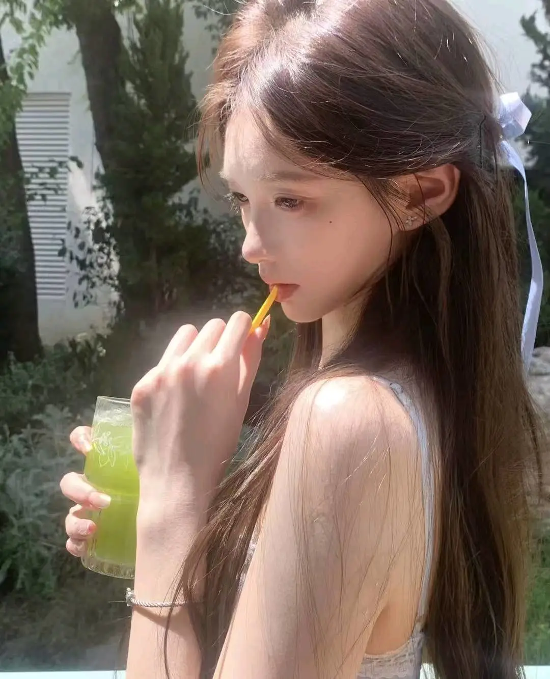 候女士