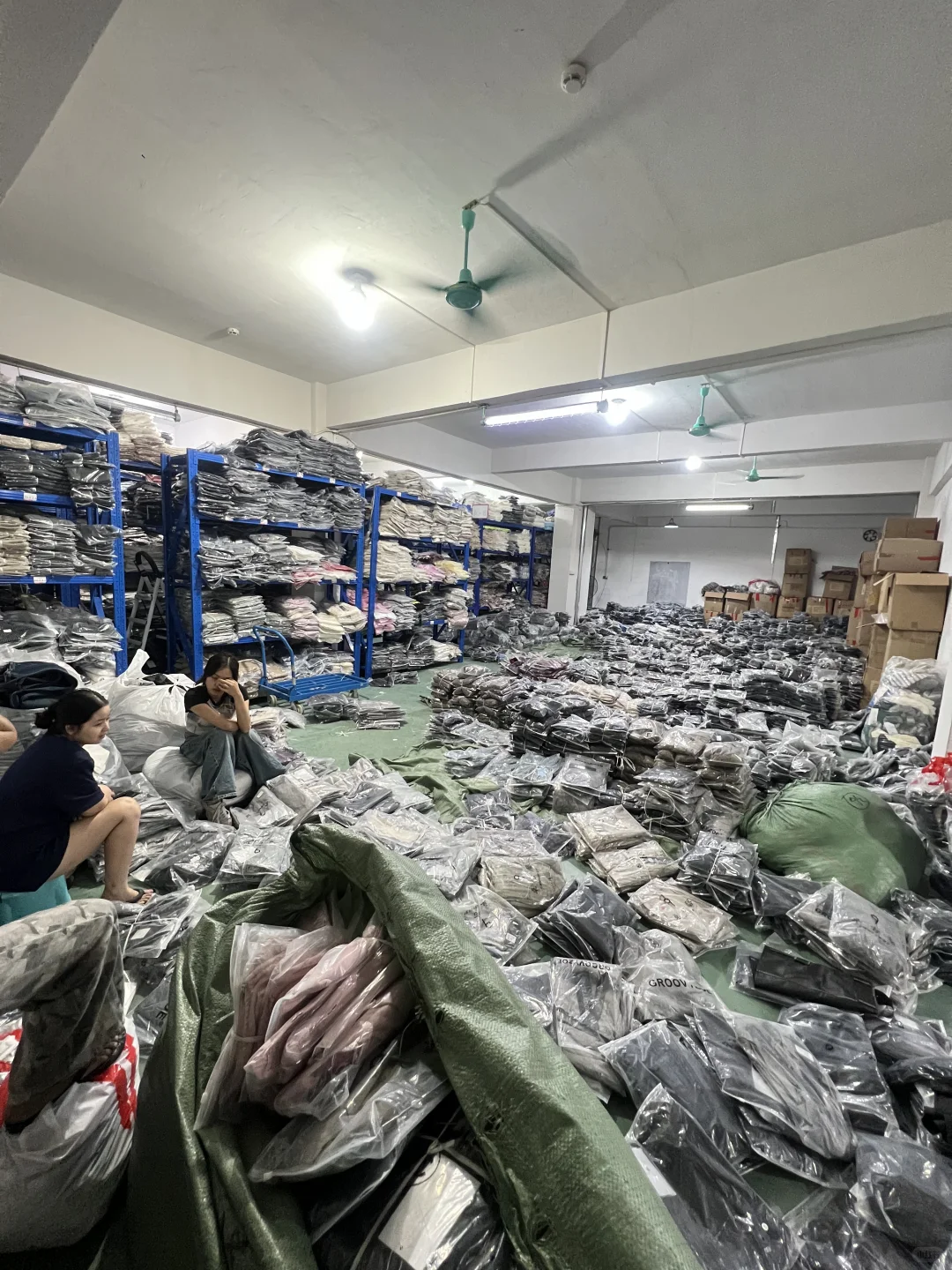 卢先生拼多多电商合伙人,0基础可带,利润分成,需年满20