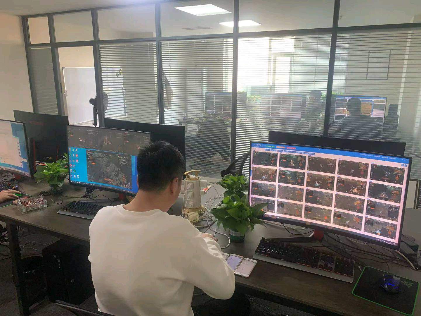 朱先生其他供需游戏搬砖项目，手机电脑均可操作，收益稳定，无教学费用