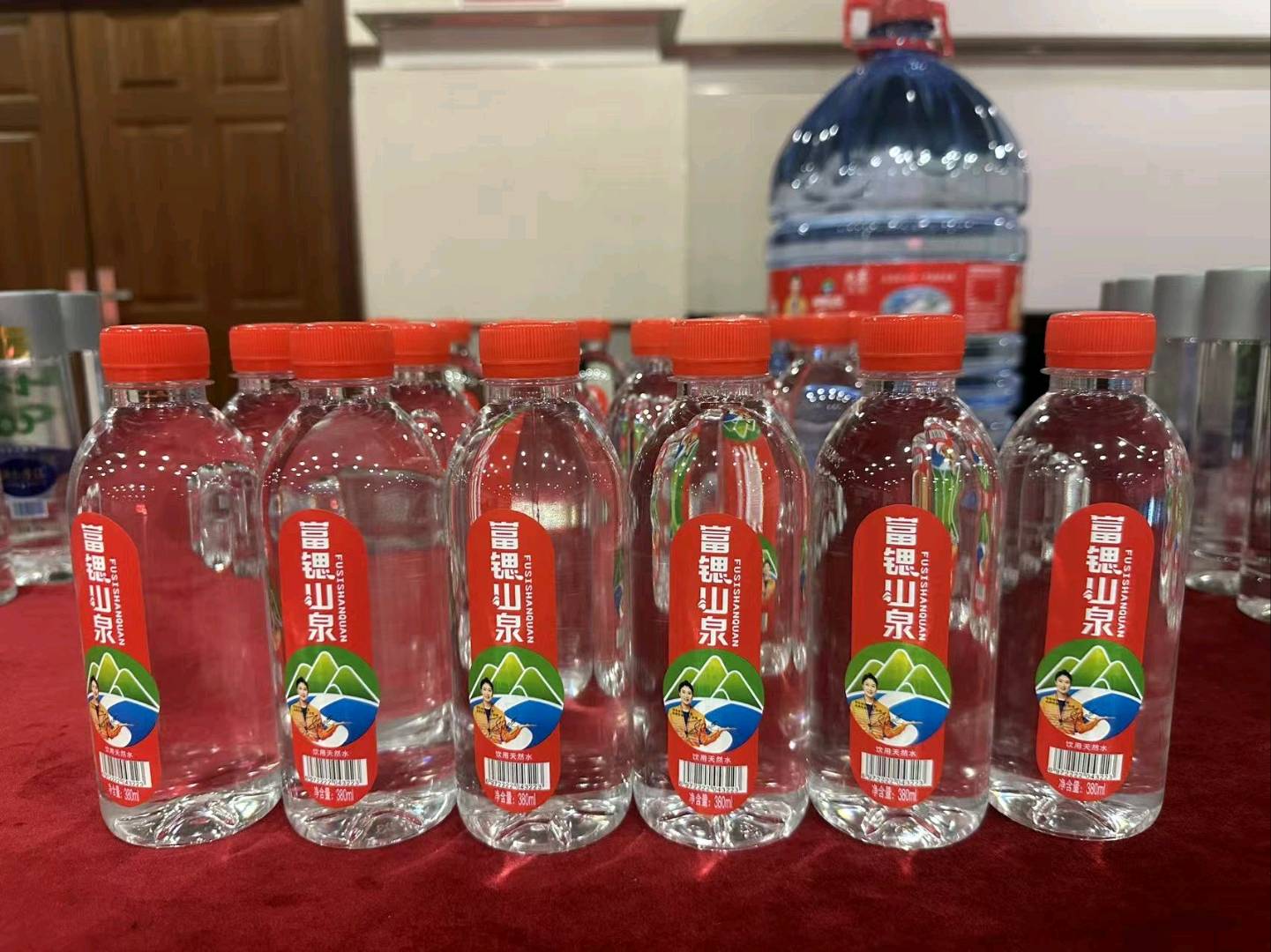 张卫娜品牌货源