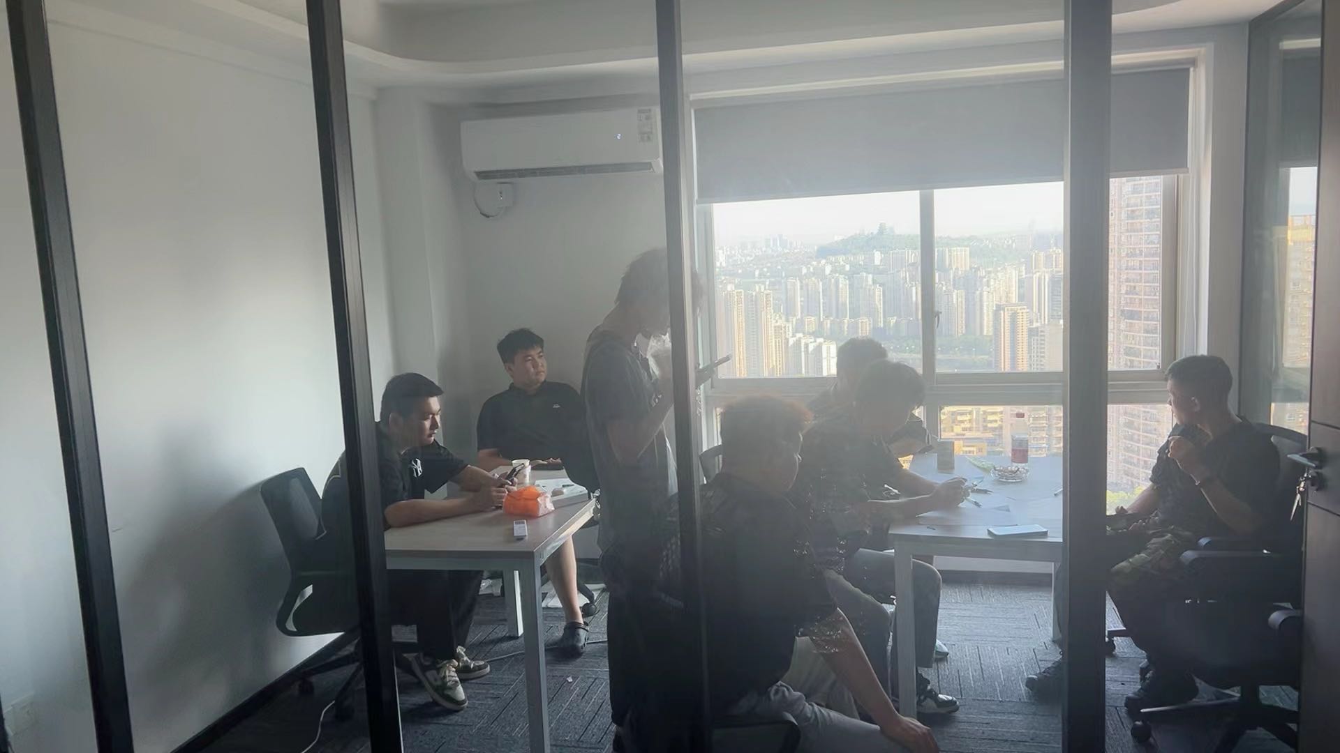 韩先生APP拉新轻资产项目，一手渠道，全程陪跑，零佣金合作。