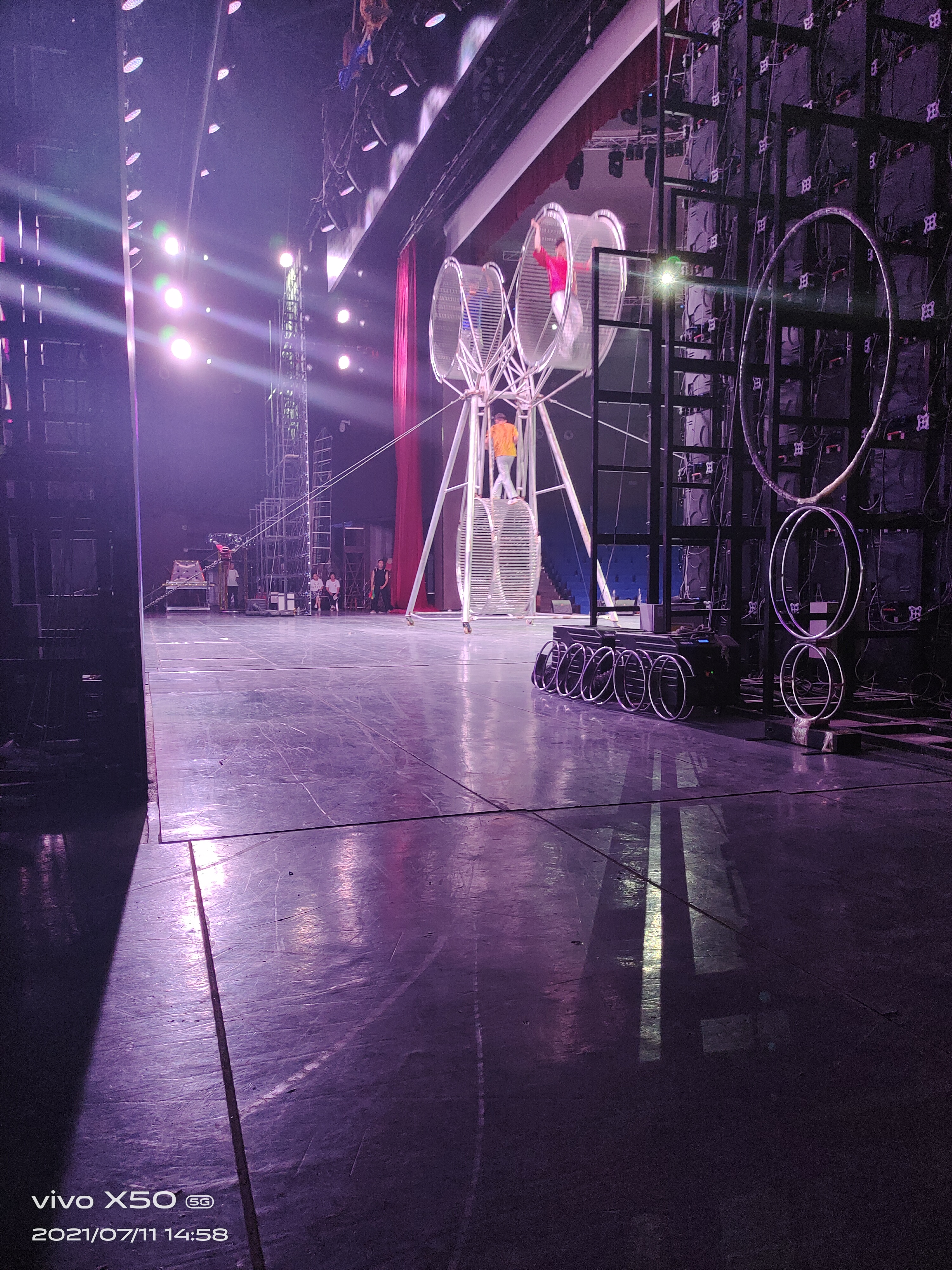 刘细平演艺传媒公司