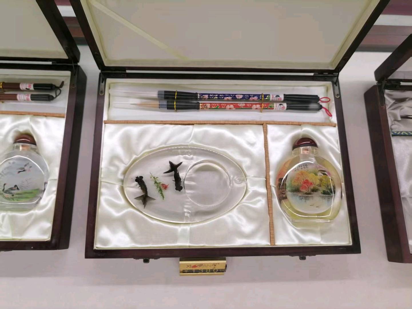 张占双品牌货源非遗内画原产地直供，10-50元起批，覆盖景区文创与高端定制