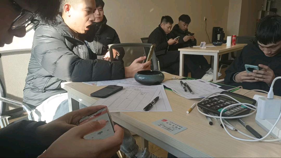 叶女士找合伙人App拉新对接2000+渠道，均价30，独立后台，当天结算，产值有保障