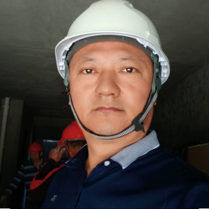 邱先生
