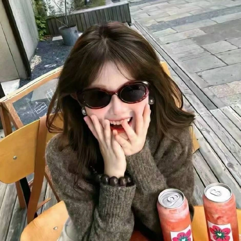 周贝茜