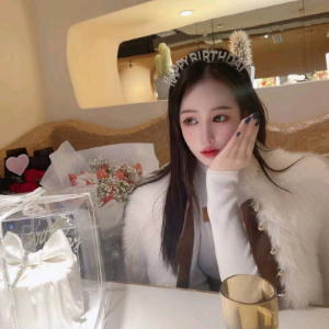 李女士