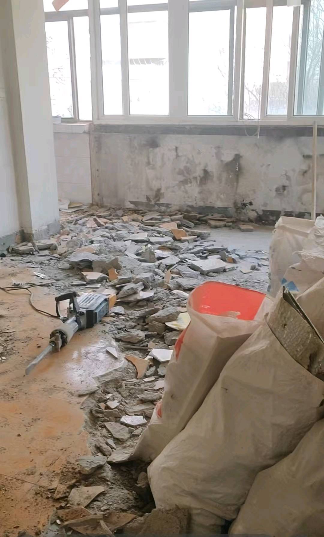 董俊茂其他供需专业拆除打孔切割