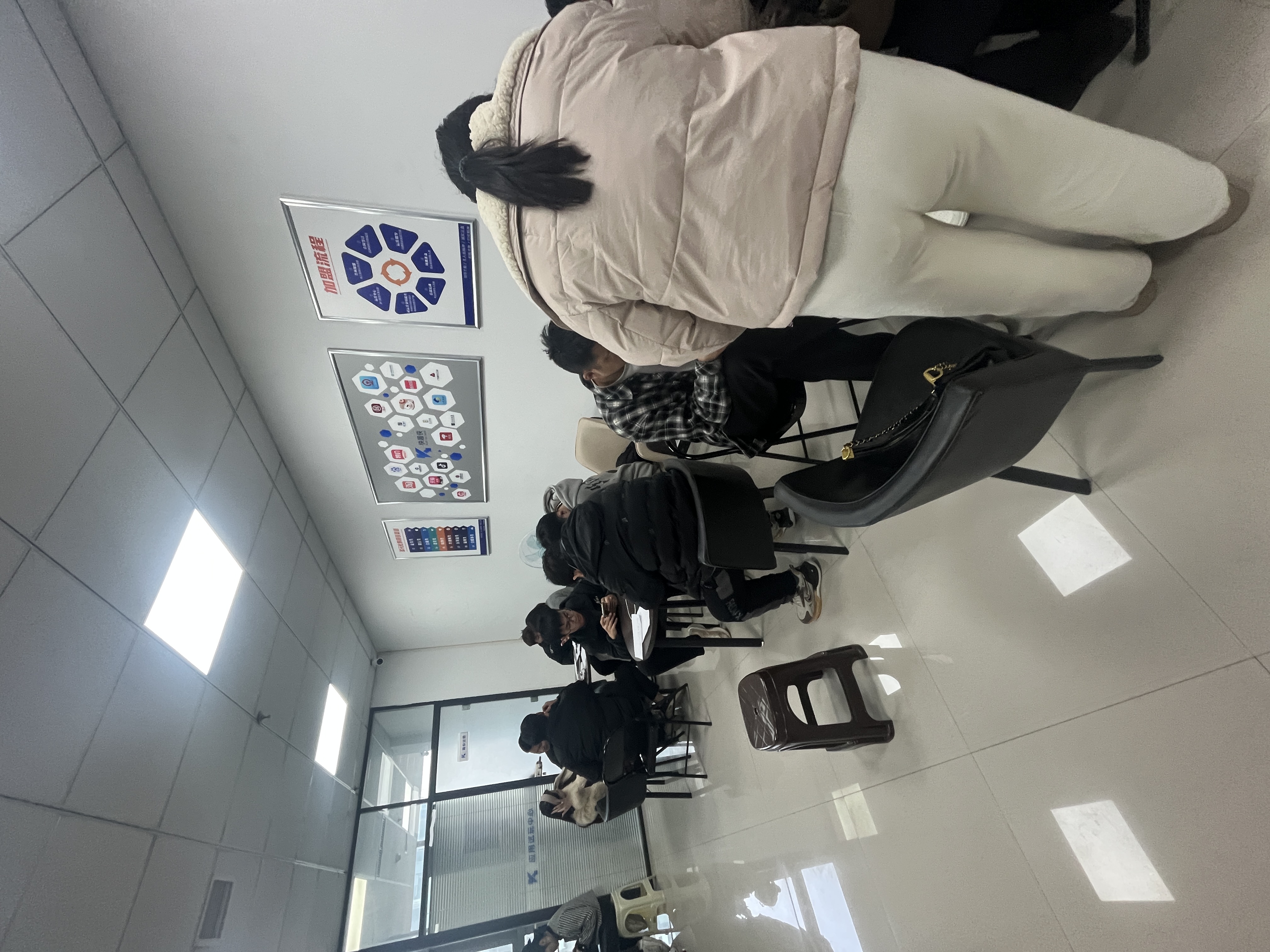 刘先生找合伙人