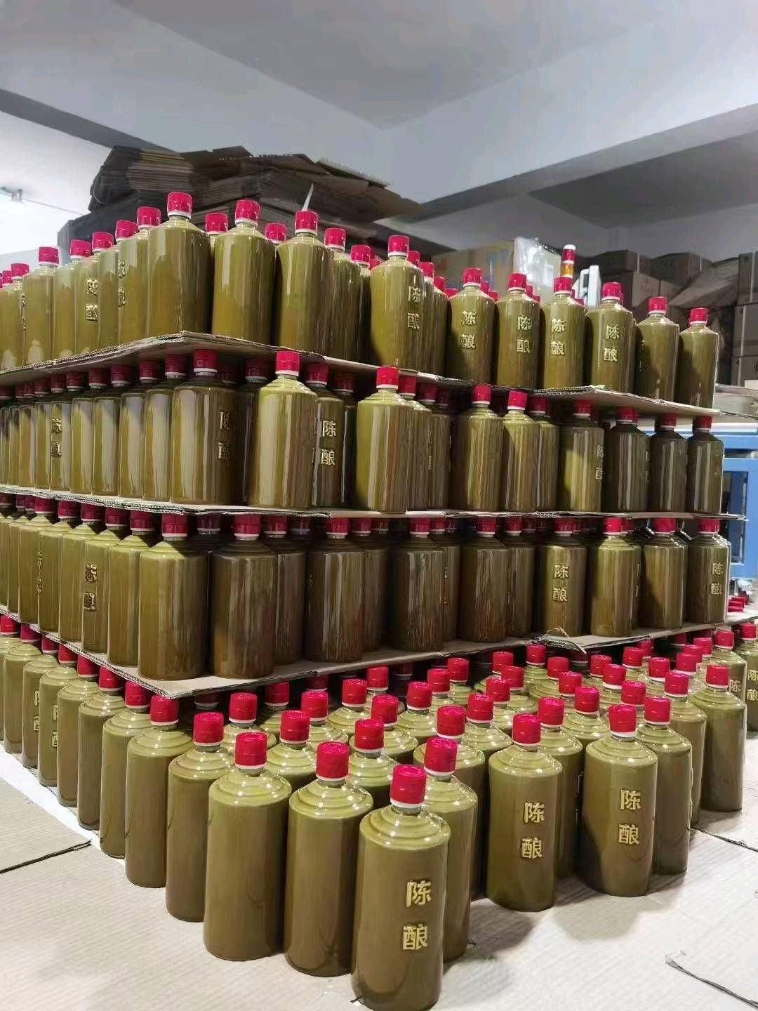 王丽茅台镇酒厂直招，欢迎实地考察，免费接送