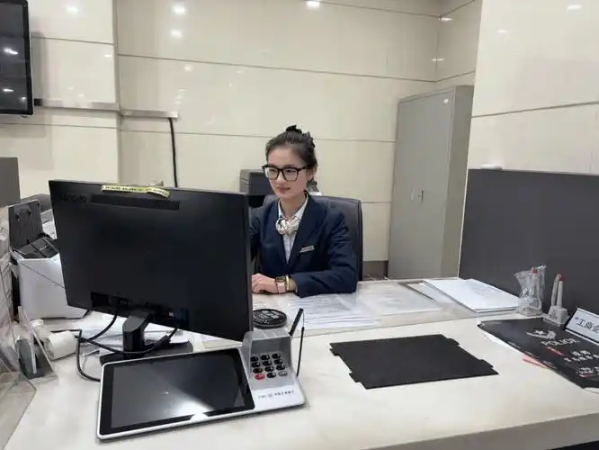 李光富其他供需线上客服，零门槛，零费用，全程免费扶持，日结收益，做事认真踏实即可