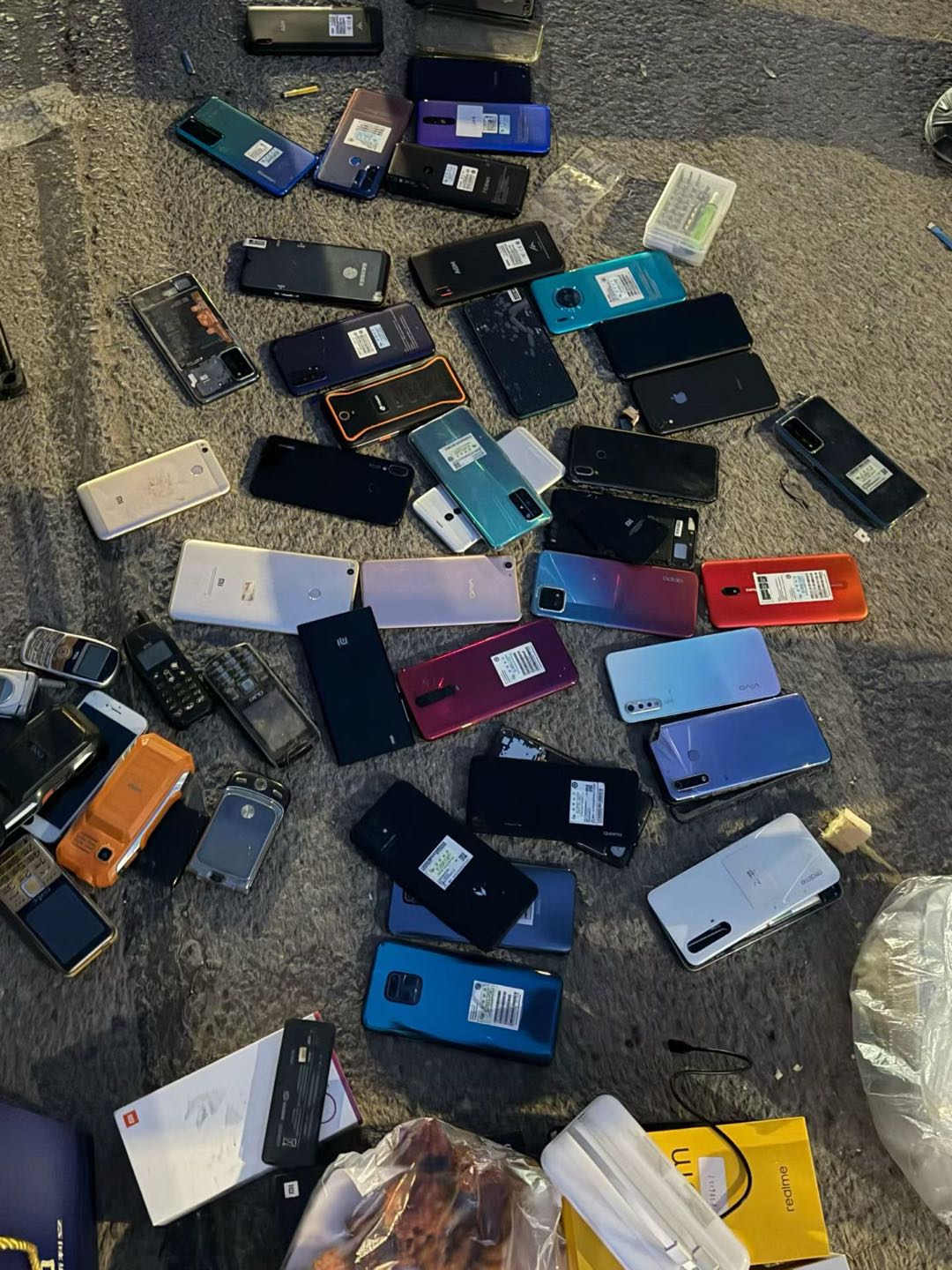 郭先生其他供需收二手机 老年机 报废机