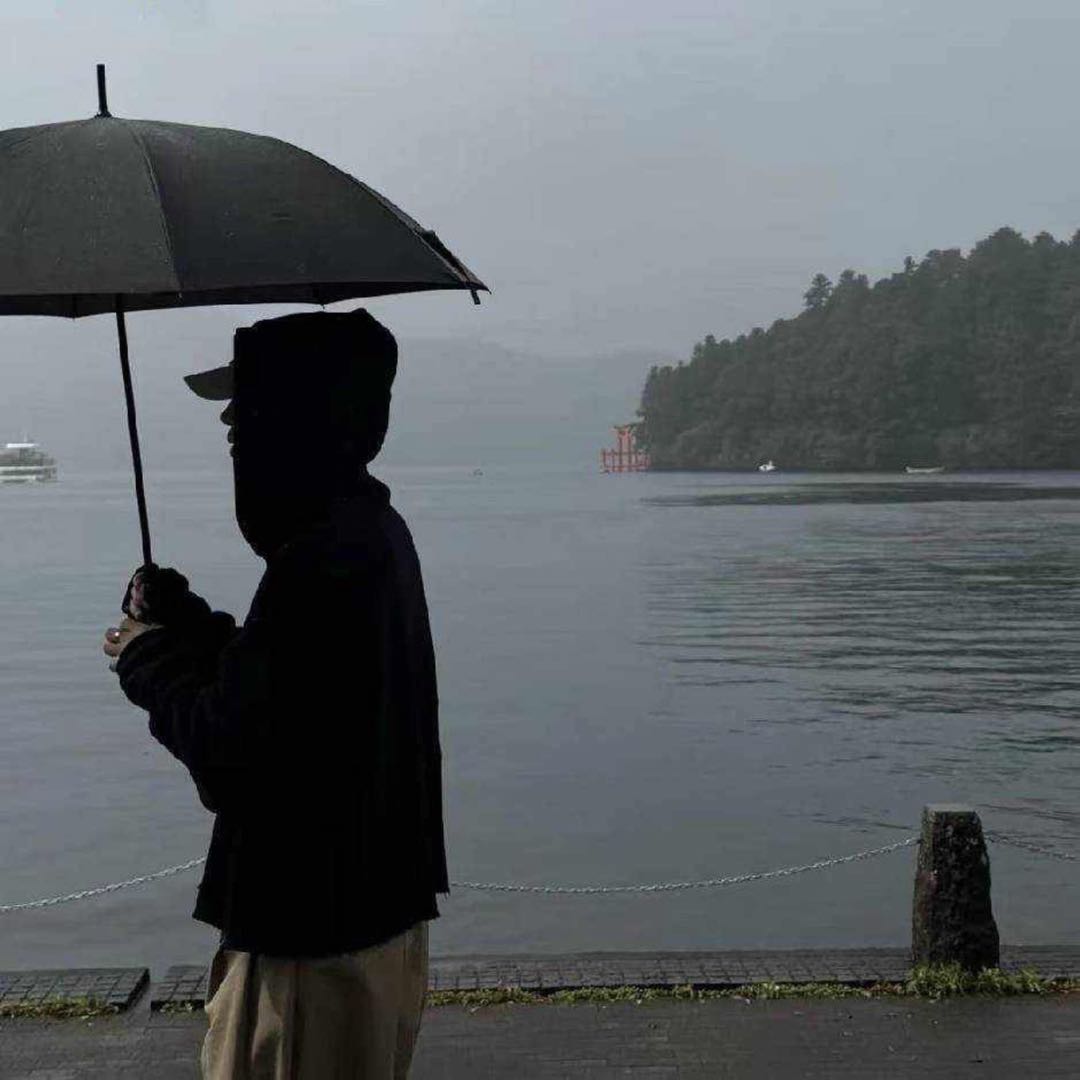 赵先生找合伙人CSGO游戏搬砖捡漏项目，手机电脑都可以，操作简单当天上手，当日见米