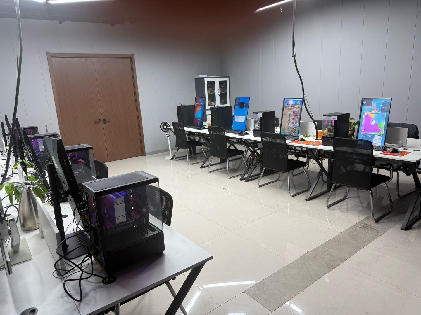 刘先生其他供需海外电脑短视频日结广告打金，有电脑全程实操免费合作，不带赖人合作共赢！